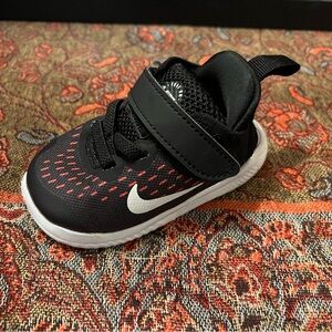 Nike runners - size 4 - baby/toddler